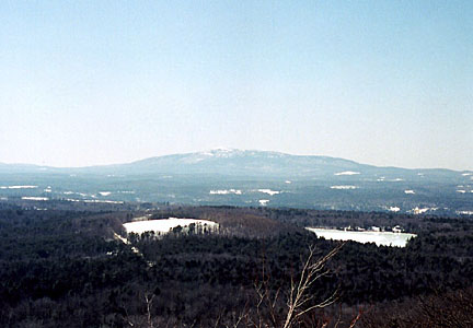 01packmonadnock31603